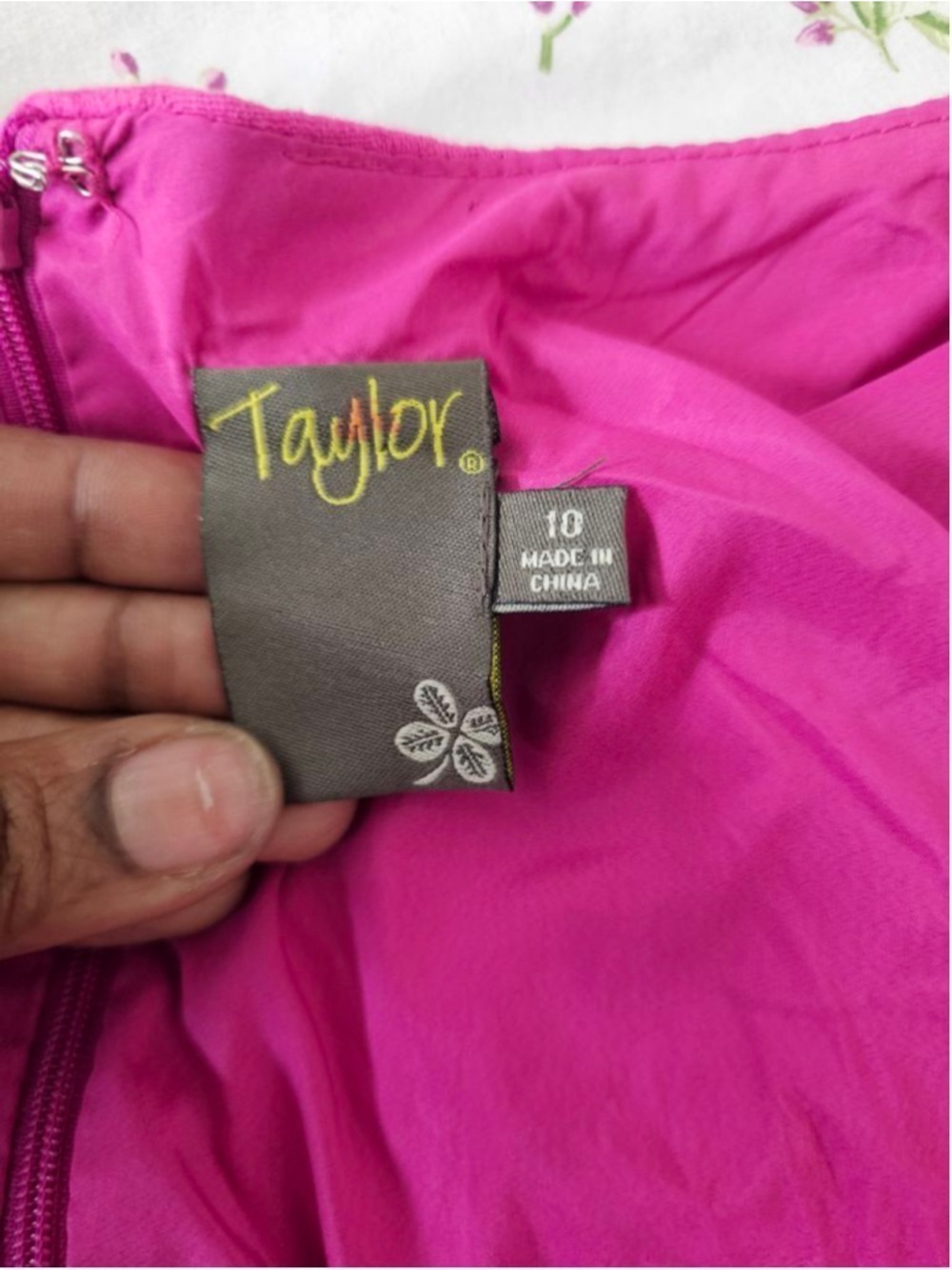 Taylor Pink Fuschia Sheath Sleeveless Dress Size 10 - Picture 6 of 8